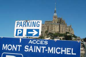 This way to the Mont